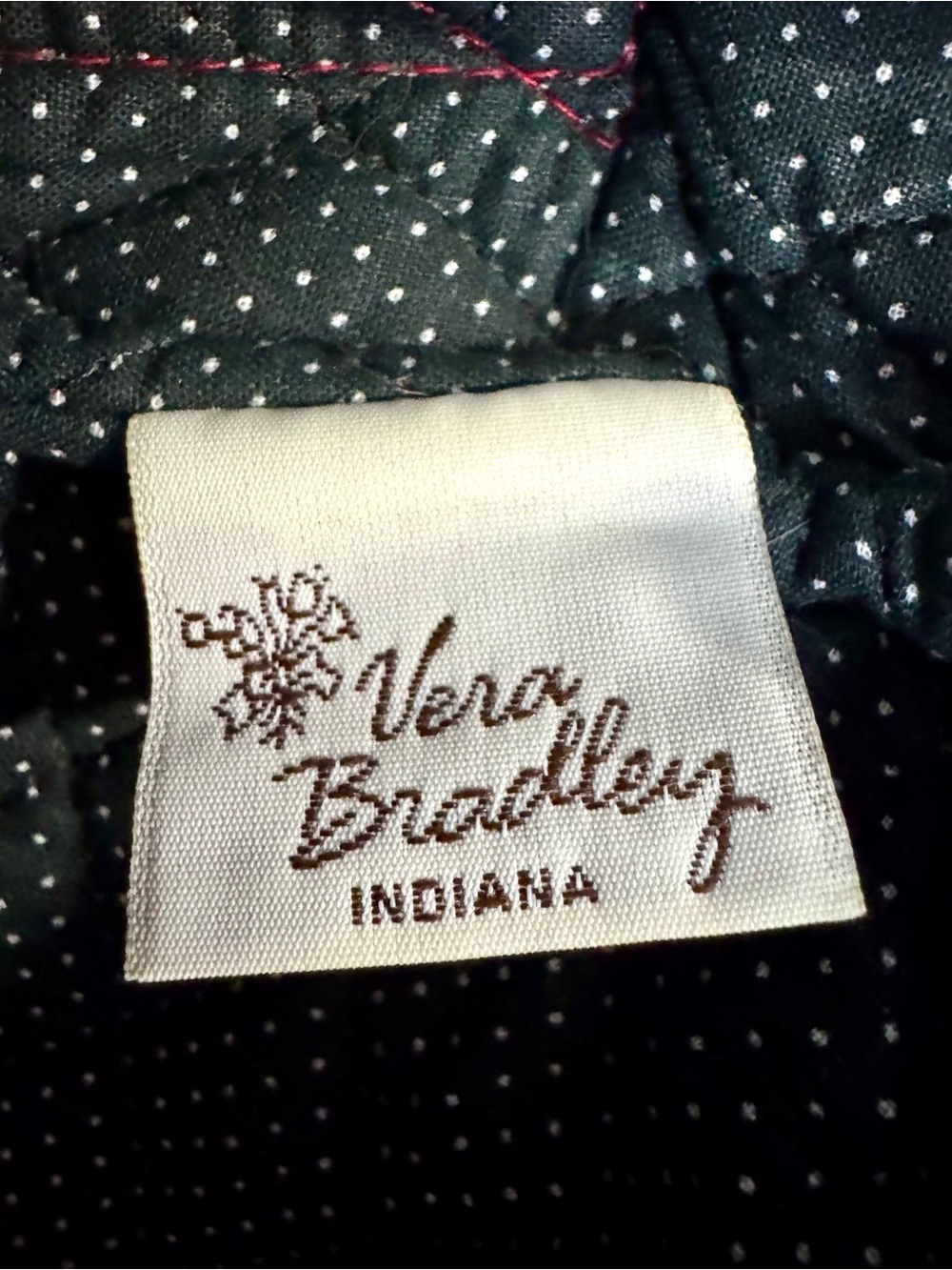 Vera Bradley Provincial Red Quilted Hanging Garment Bag, Retired - Picture 8 of 11